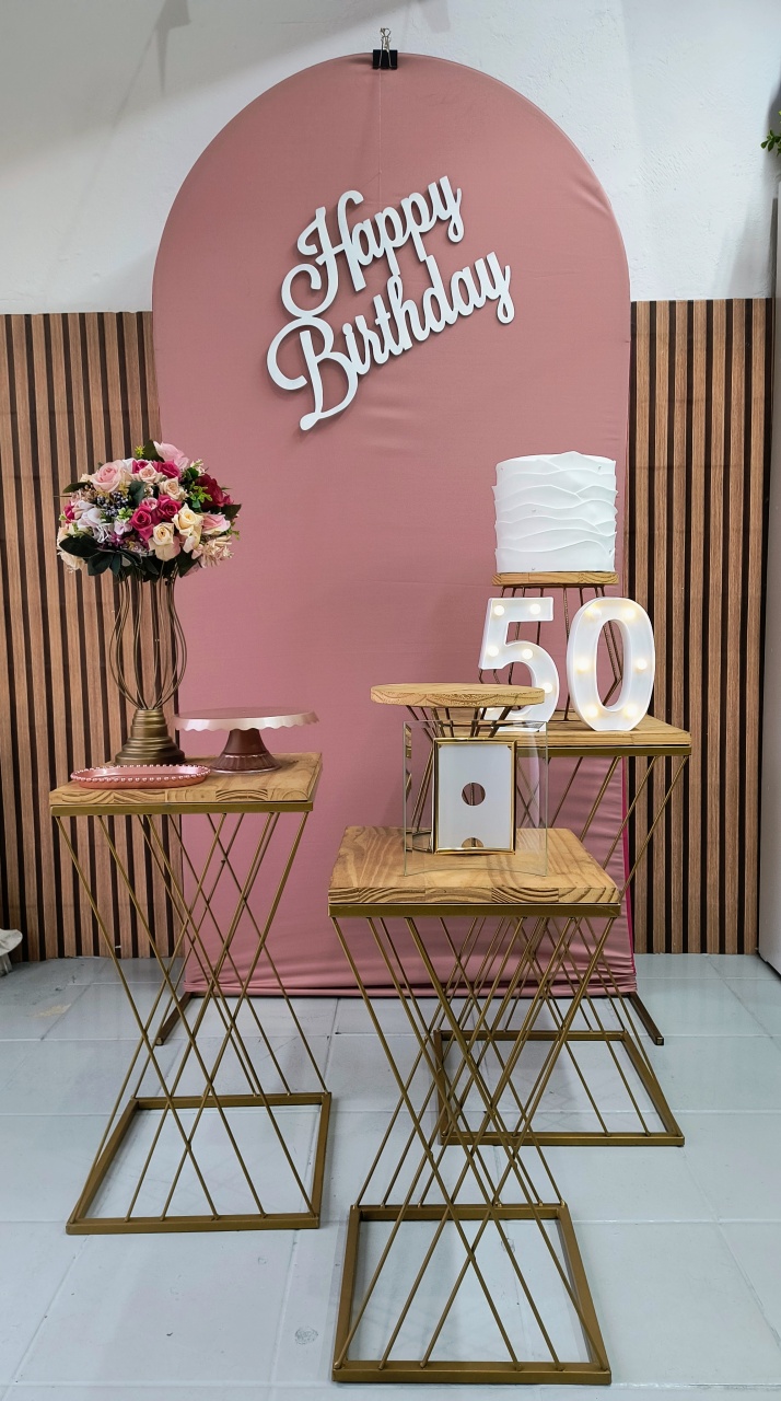 Kit Ouro Happy Birthday  Rose E Dourado  - Lilas Decor Locações e Festas
