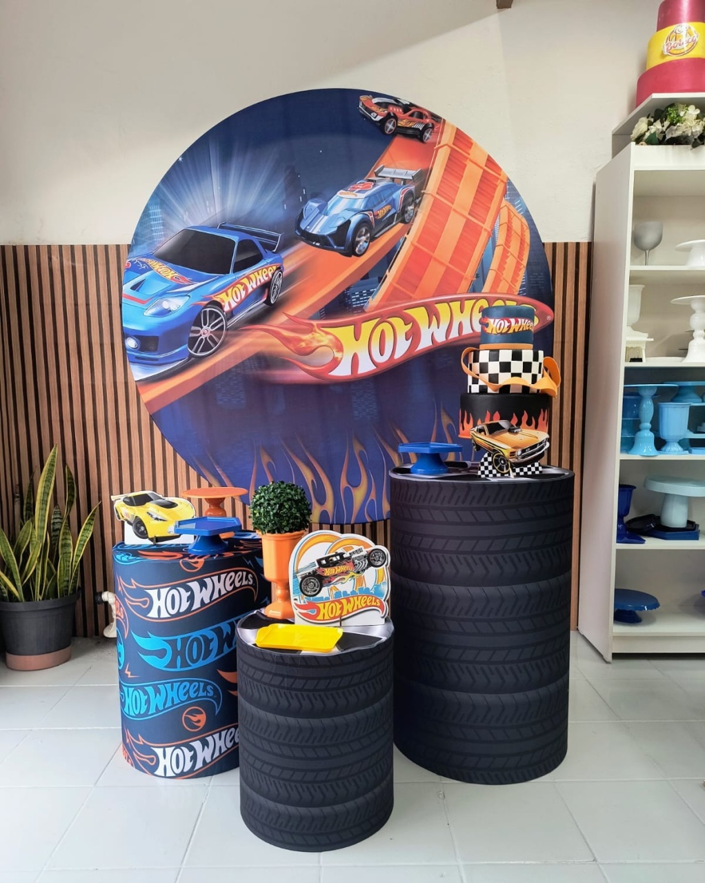 Kit Prata Hot Wheels  - Lilas Decor Locações e Festas