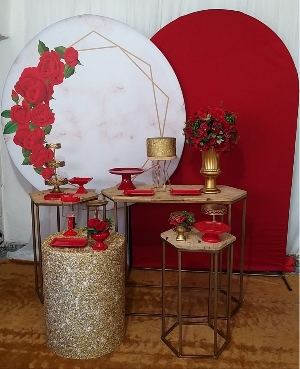 Kit Vermelho E Dourado - Elisângela  Ataide Ferreira Gambary 
