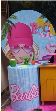 Barbie Pool Party Promo - CARLOS HENRIQUES DE OLIVEIRA CRESPO 52601125