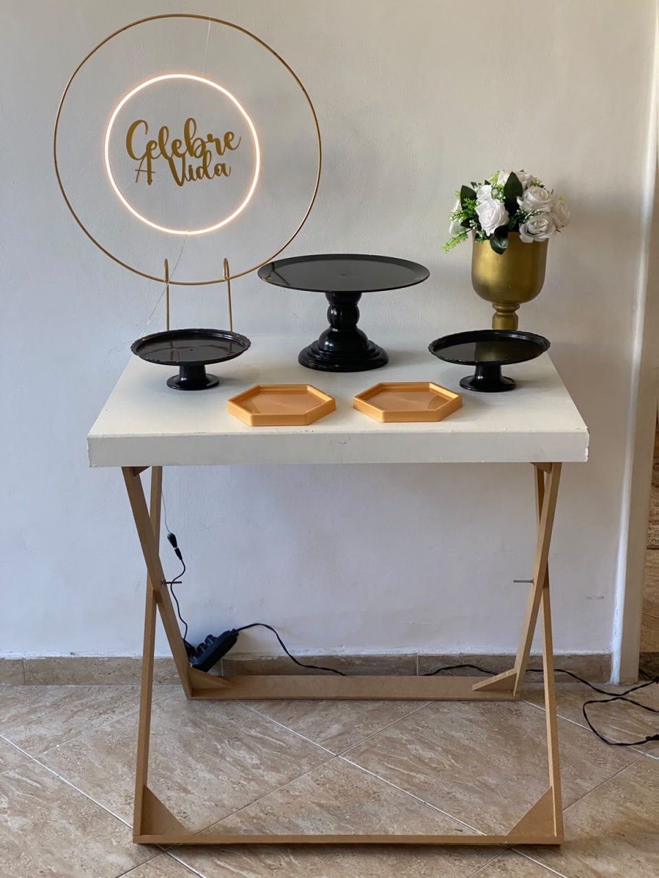 Mini Kit Celebre A Vida Led Luxo - CARLOS HENRIQUES DE OLIVEIRA CRESPO 52601125