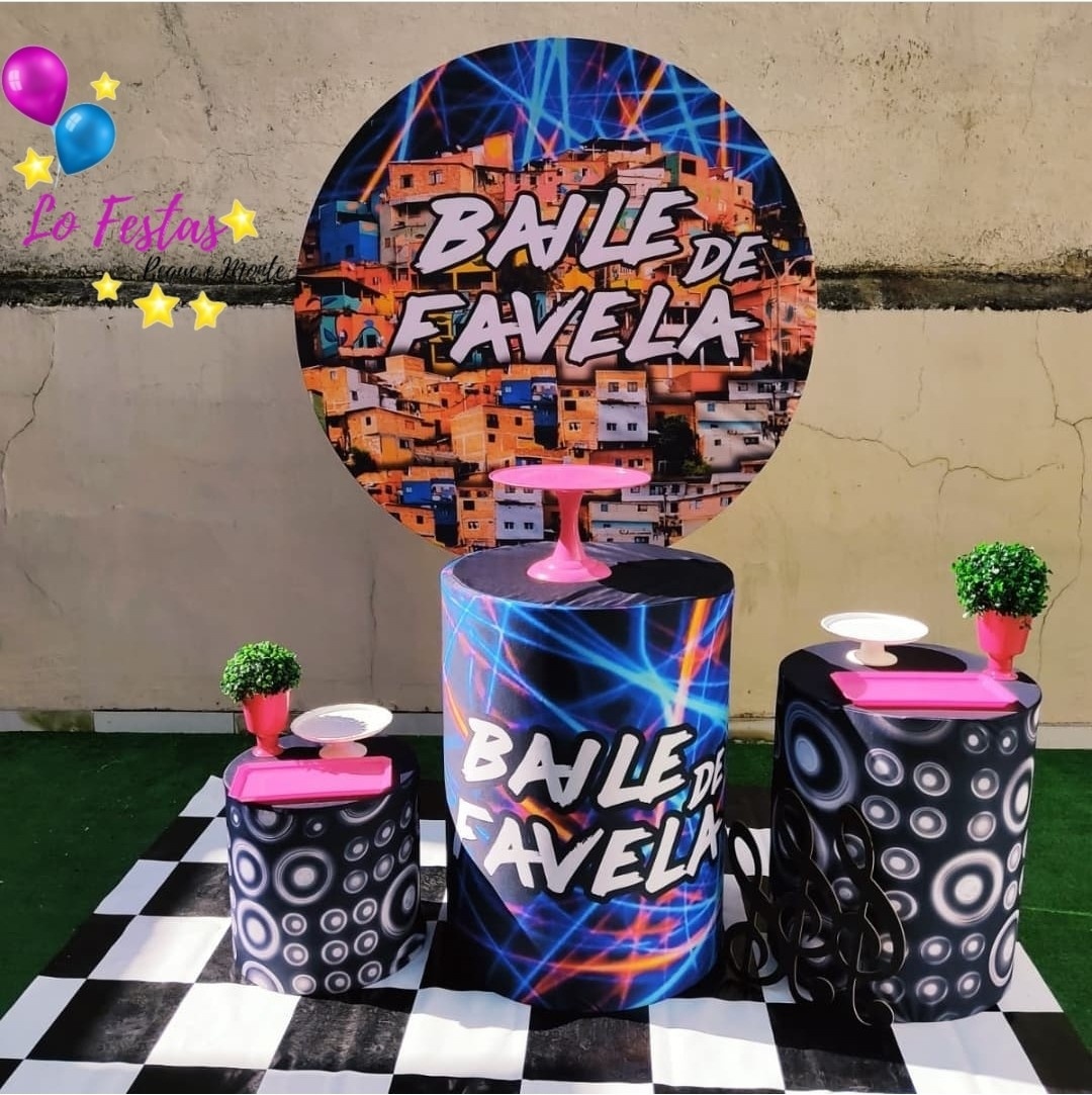 Baile de Favela Feminino - CARLOS HENRIQUES DE OLIVEIRA CRESPO 52601125