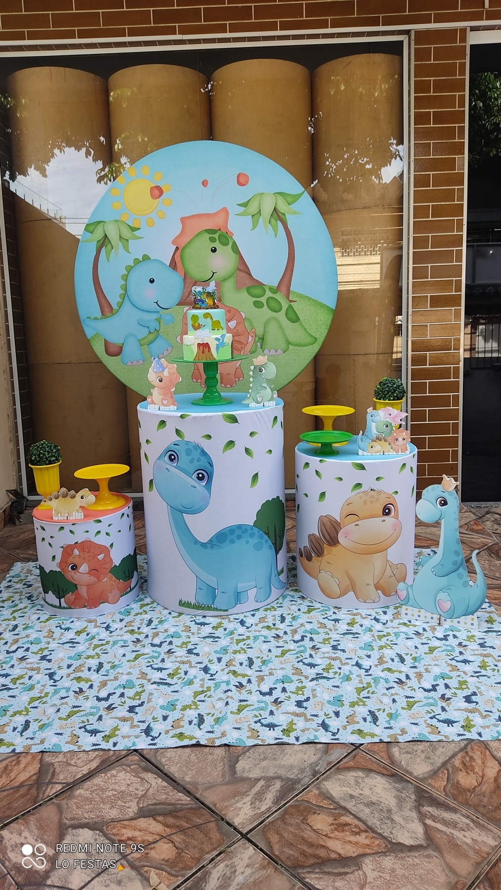Dino Baby - CARLOS HENRIQUES DE OLIVEIRA CRESPO 52601125