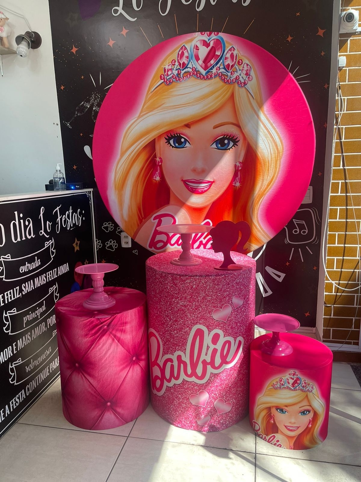 Barbie 99,90 - CARLOS HENRIQUES DE OLIVEIRA CRESPO 52601125