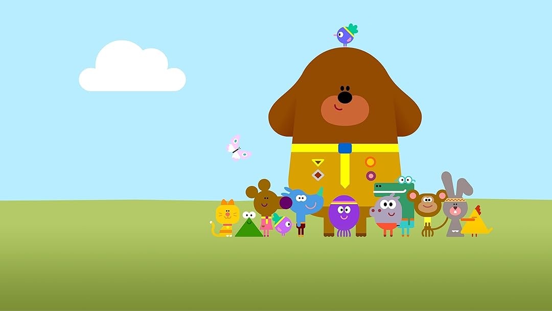 Trio de Capas + Painel Redondo Temáticos Hey Duggee - CARLOS HENRIQUES DE OLIVEIRA CRESPO 52601125