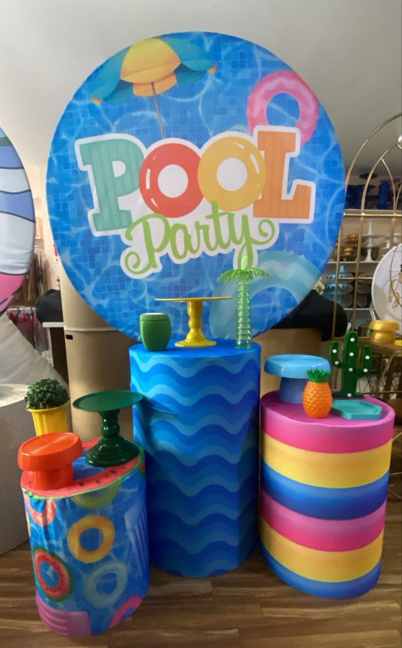 Pool Party Slim - CARLOS HENRIQUES DE OLIVEIRA CRESPO 52601125