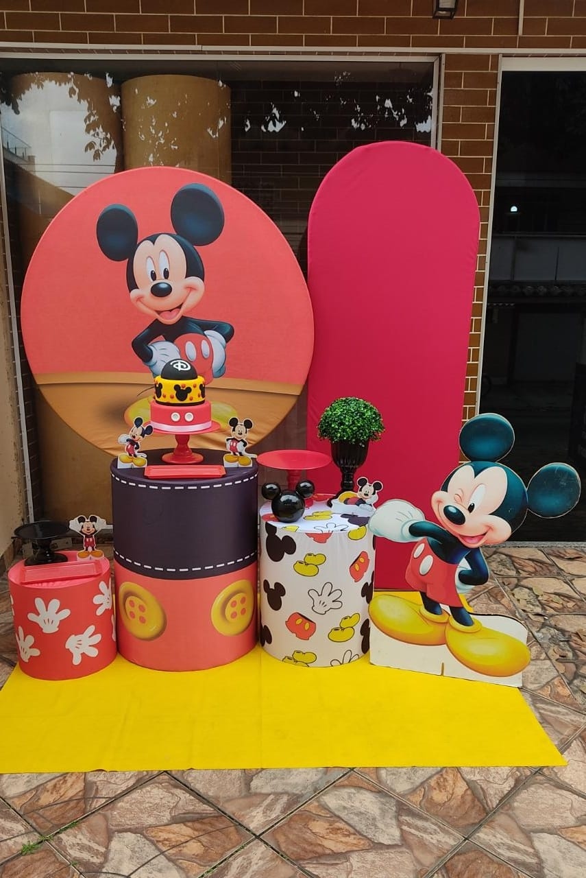 Mickey Com Romano - CARLOS HENRIQUES DE OLIVEIRA CRESPO 52601125