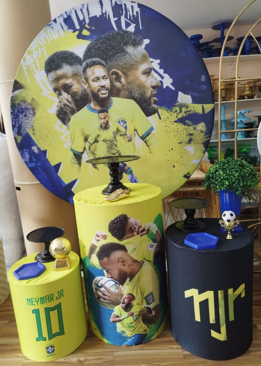 Menino Ney - CARLOS HENRIQUES DE OLIVEIRA CRESPO 52601125