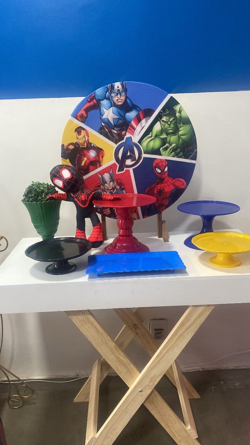 Mini Kit Vingadores - CARLOS HENRIQUES DE OLIVEIRA CRESPO 52601125
