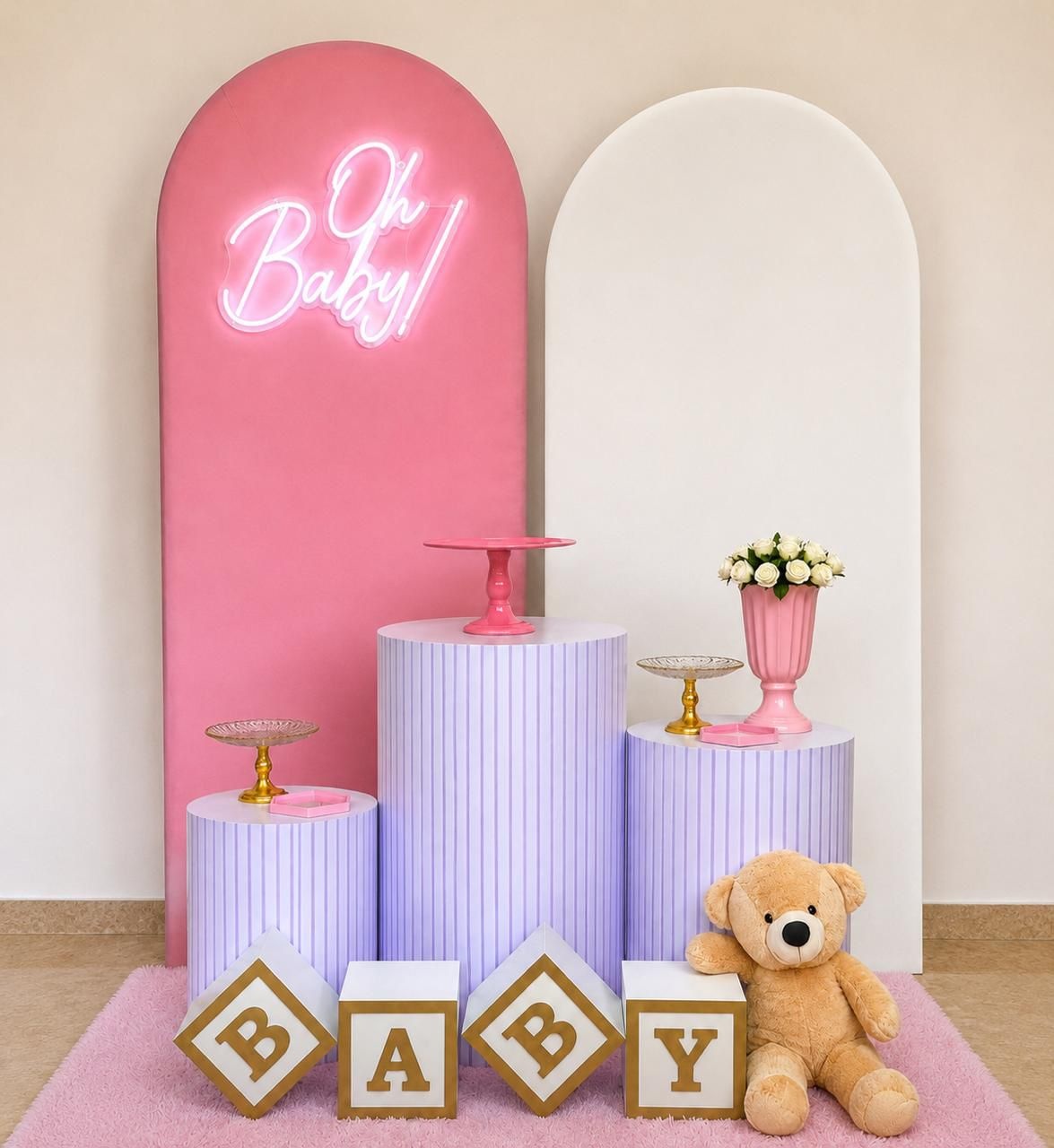 Cha de Bebe Rosa E Branco - CARLOS HENRIQUES DE OLIVEIRA CRESPO 52601125