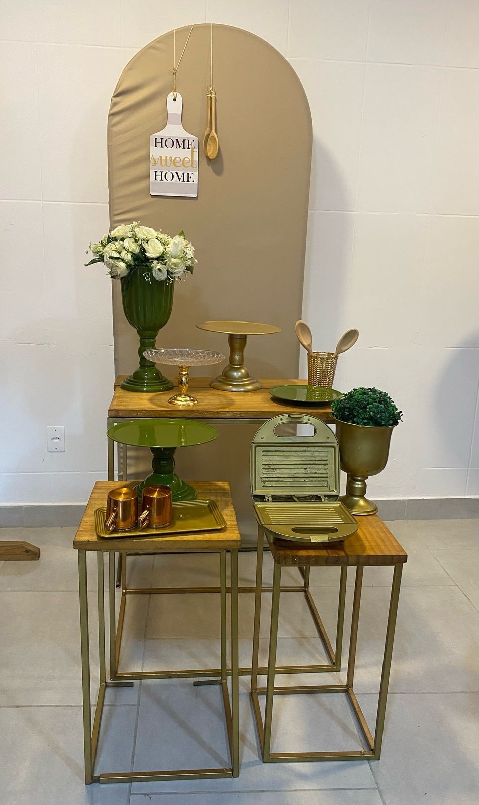 Cha de Panela Na Mesa de Ferro - CARLOS HENRIQUES DE OLIVEIRA CRESPO 52601125
