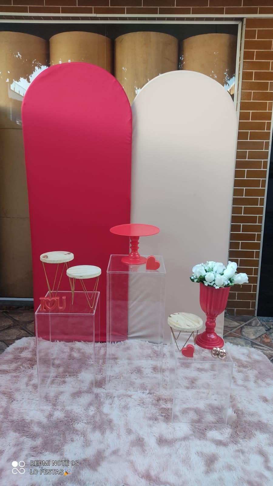Vermelho E Bege - CARLOS HENRIQUES DE OLIVEIRA CRESPO 52601125