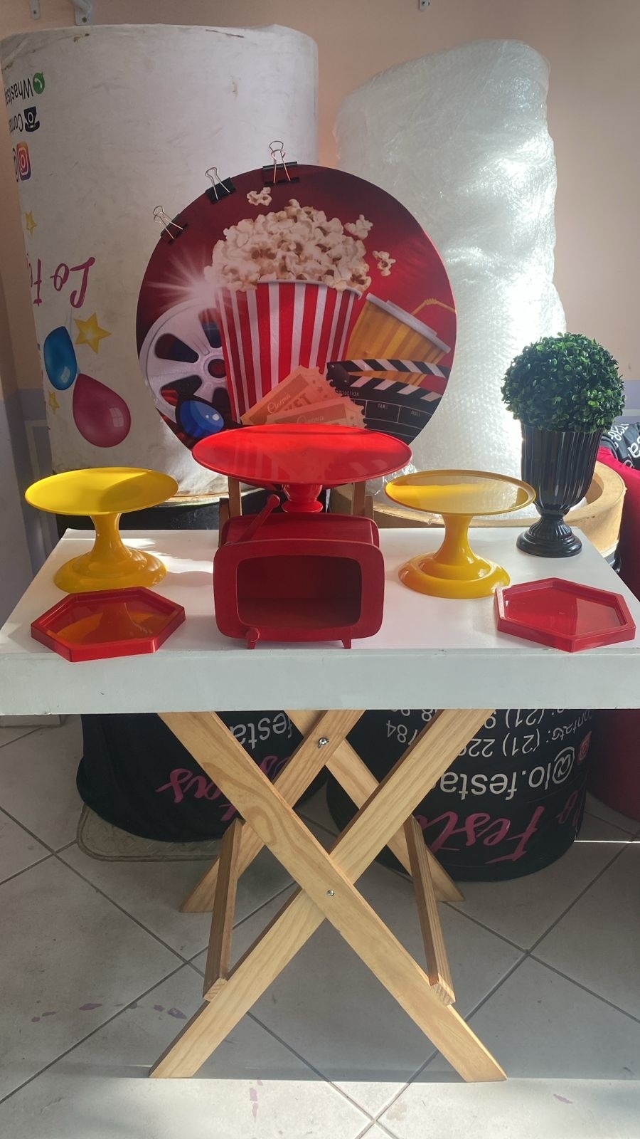 Mini Kit Cinema - CARLOS HENRIQUES DE OLIVEIRA CRESPO 52601125