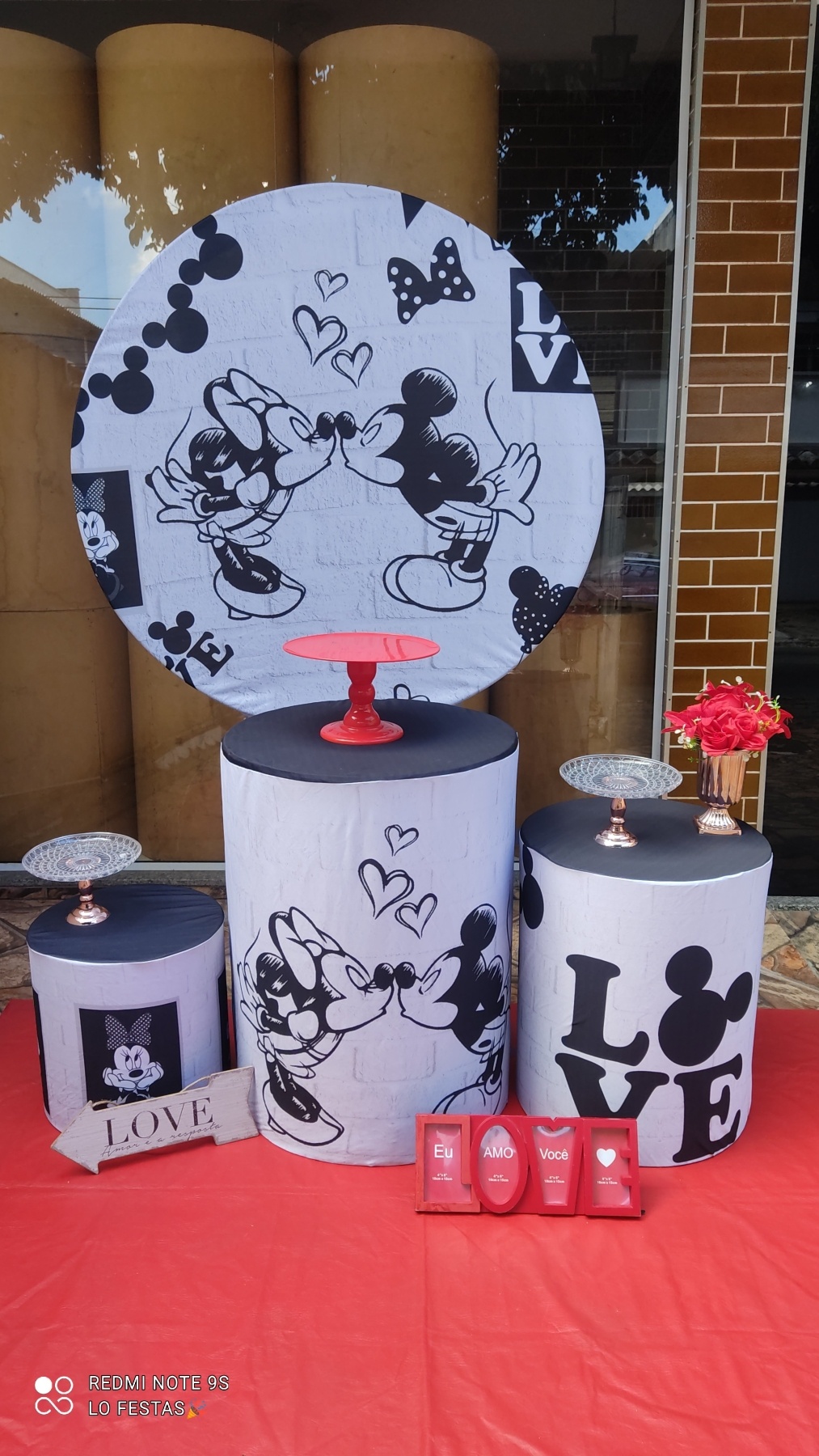 Mickey E Minnie Namorados - CARLOS HENRIQUES DE OLIVEIRA CRESPO 52601125