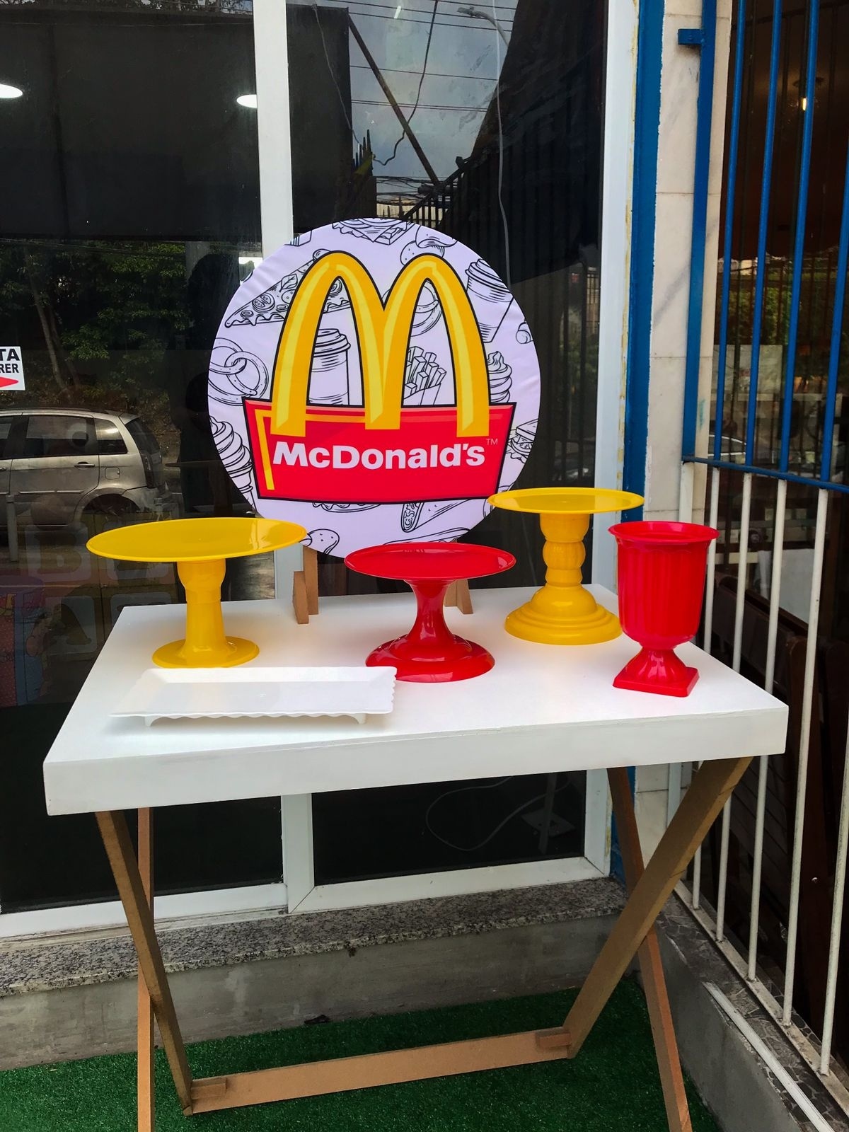 Mini Kit Mcdonald - CARLOS HENRIQUES DE OLIVEIRA CRESPO 52601125
