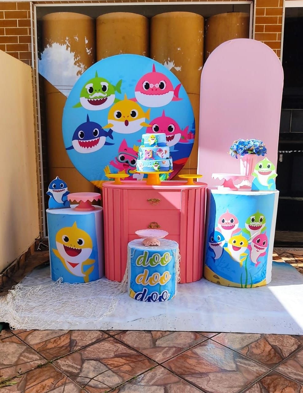 Baby Shark Menina Completa - CARLOS HENRIQUES DE OLIVEIRA CRESPO 52601125