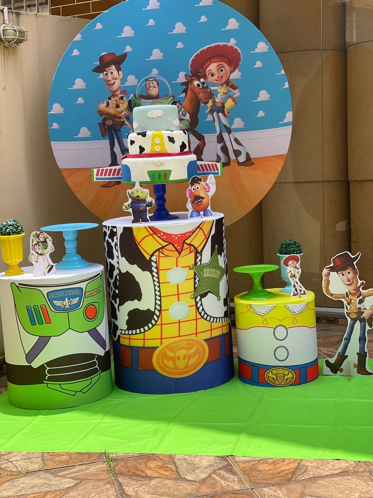 Toy Story - CARLOS HENRIQUES DE OLIVEIRA CRESPO 52601125
