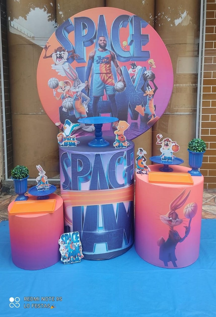 Space Jam - CARLOS HENRIQUES DE OLIVEIRA CRESPO 52601125