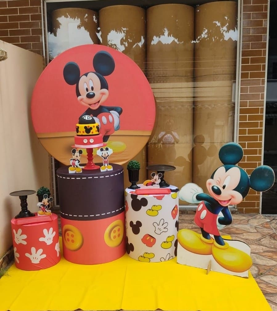 Mickey - CARLOS HENRIQUES DE OLIVEIRA CRESPO 52601125