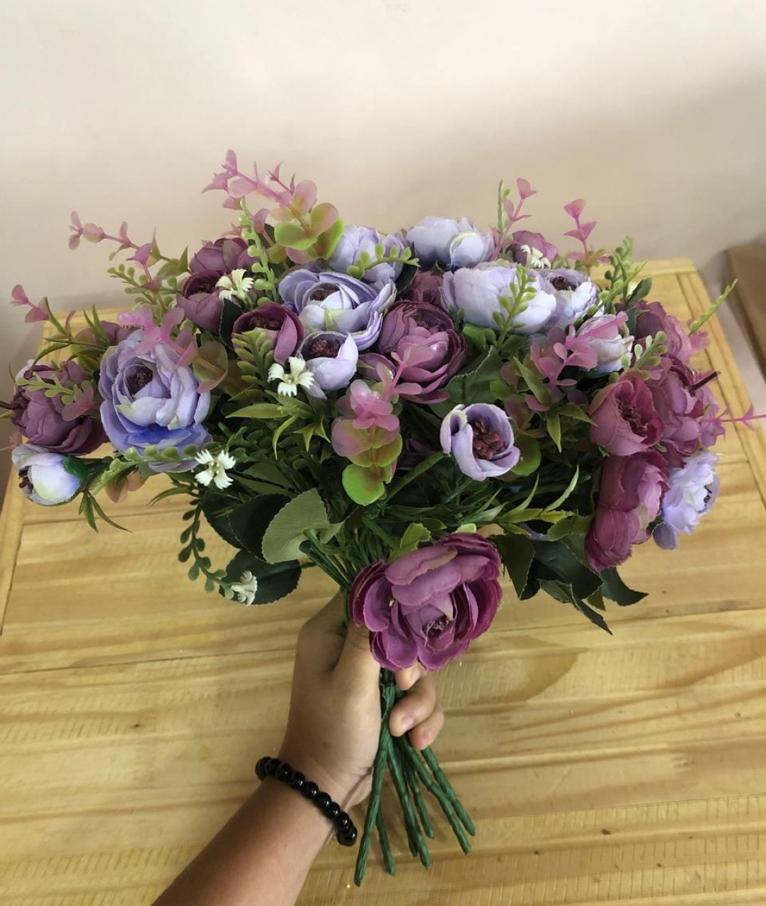 Buquê de Flores Lilás - Selminha Lokfest