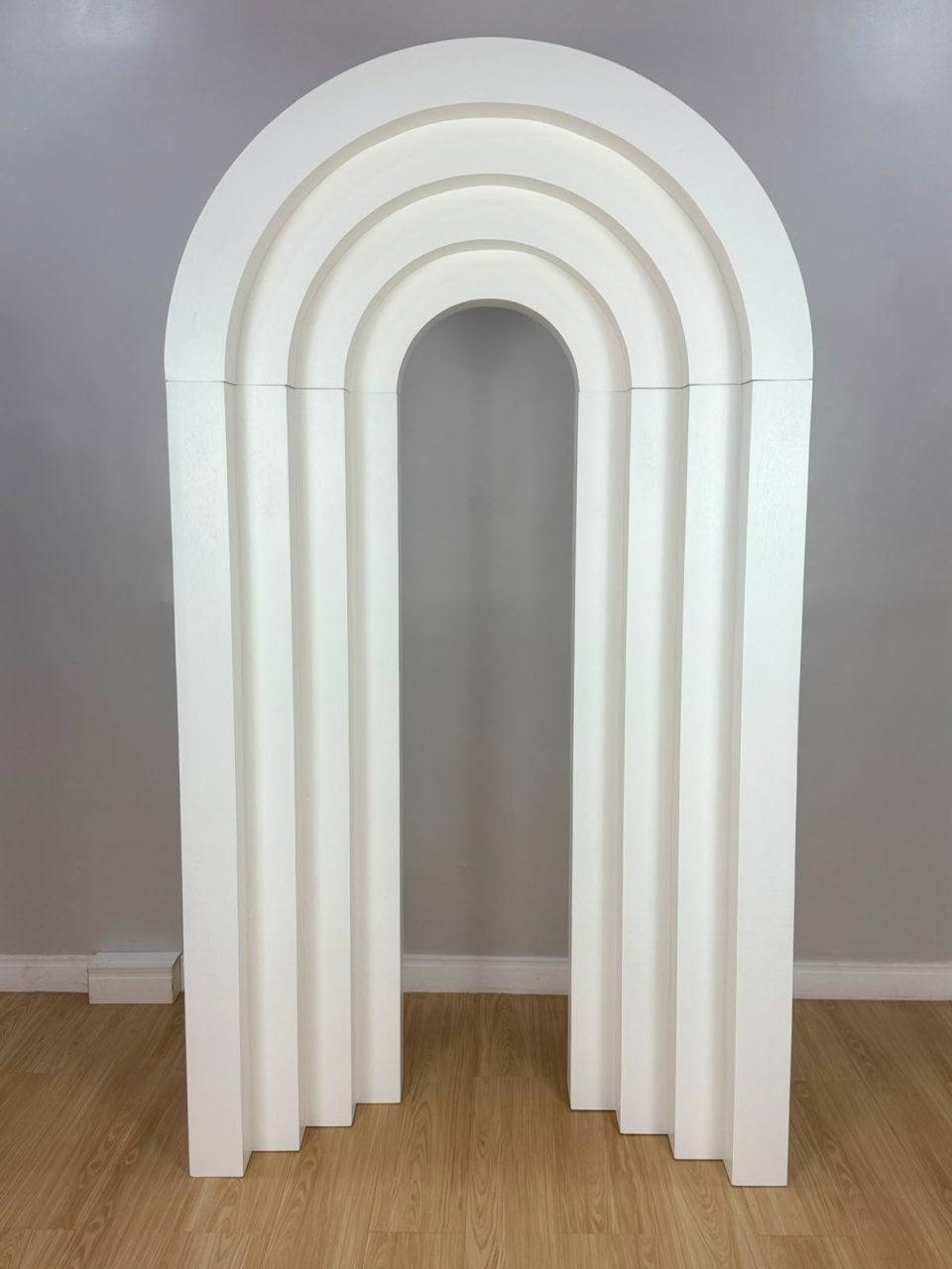 Painel Portal 3D Desmontável Branco (2.20 X 1.20) - Selminha Lokfest