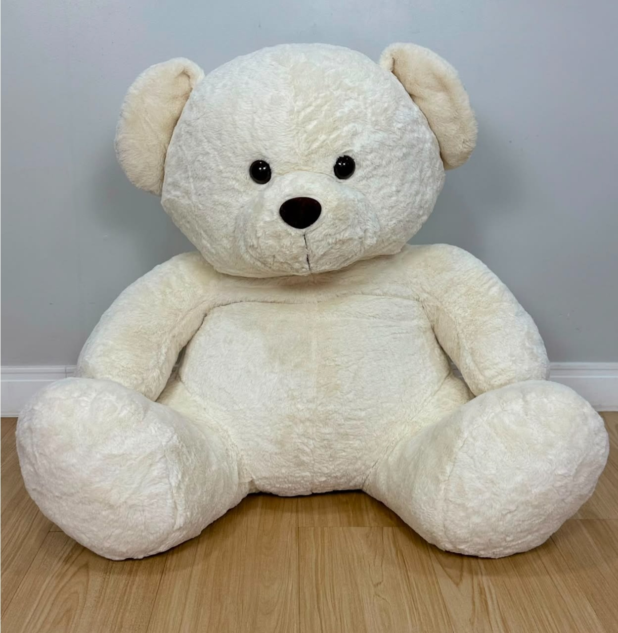 Urso Pelúcia Branco Sentado (Aprox 75Cm de Altura) - Selminha Lokfest
