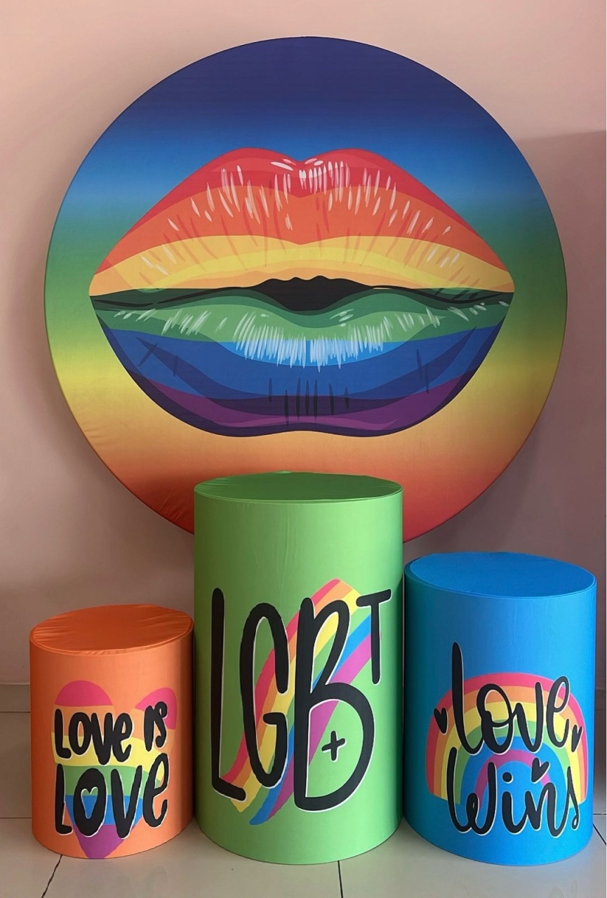 Kit Sublimado Capa Painel Redondo E Capas de Cilindros Lgbt - Selminha Lokfest