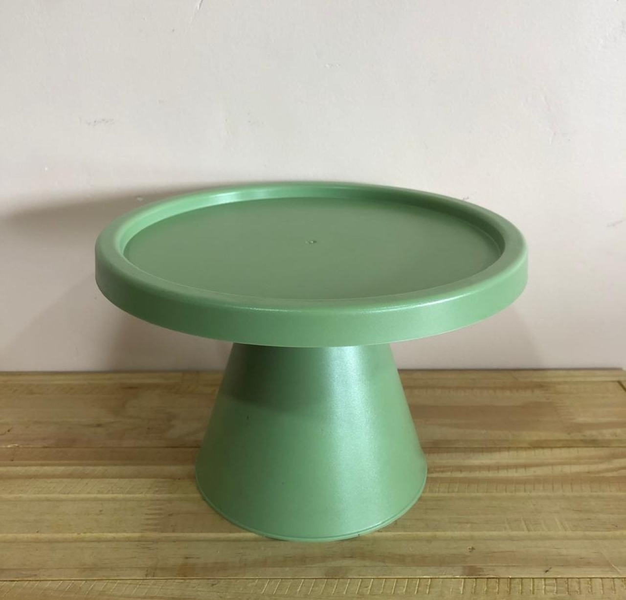 Bandeja Redonda Plástica Cone Verde Eucalipto (21X14) - Selminha Lokfest