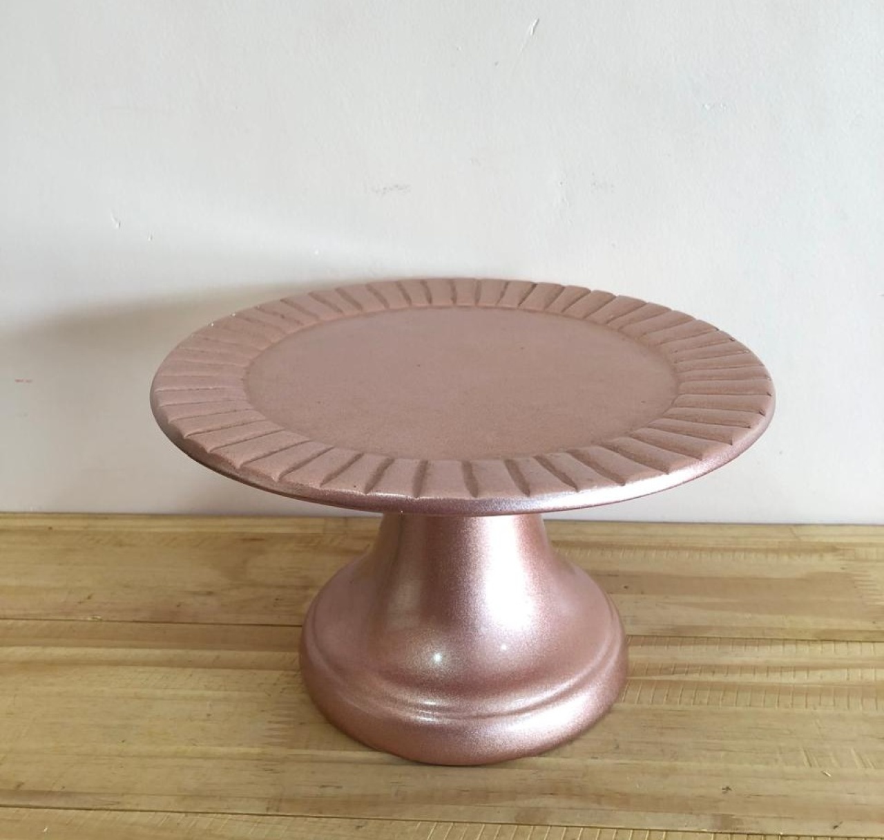Bandeja Redonda Cerâmica Rosa P (22X12) - Selminha Lokfest