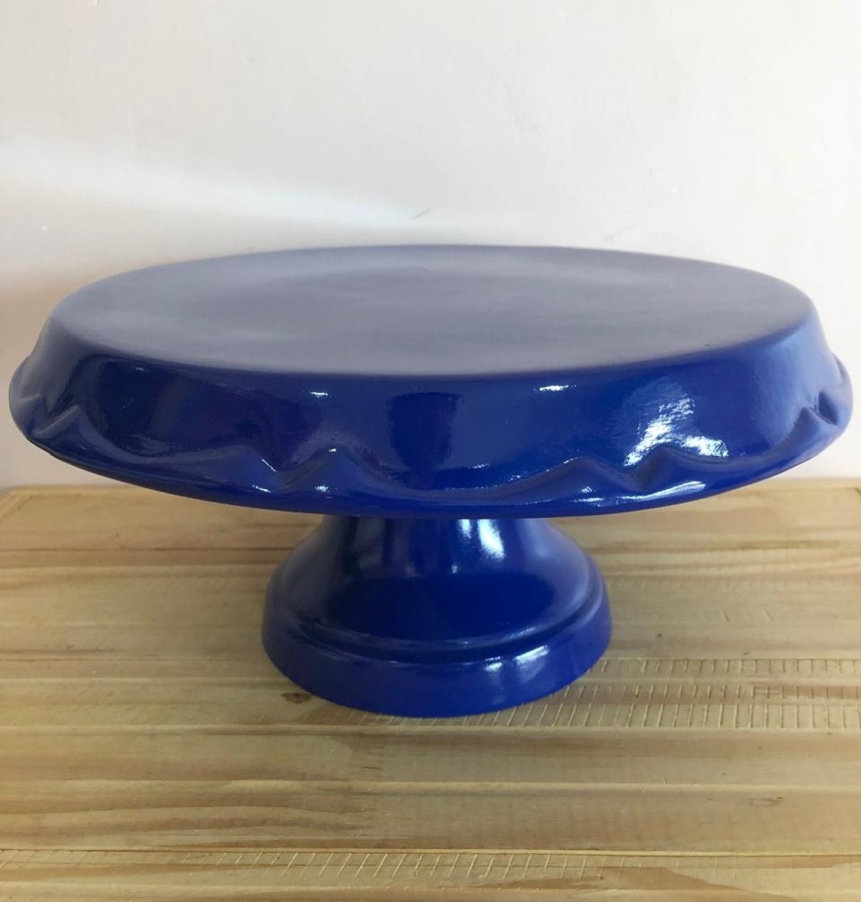 Bandeja Redonda Cerâmica Azul Royal G (32X15) - Selminha Lokfest