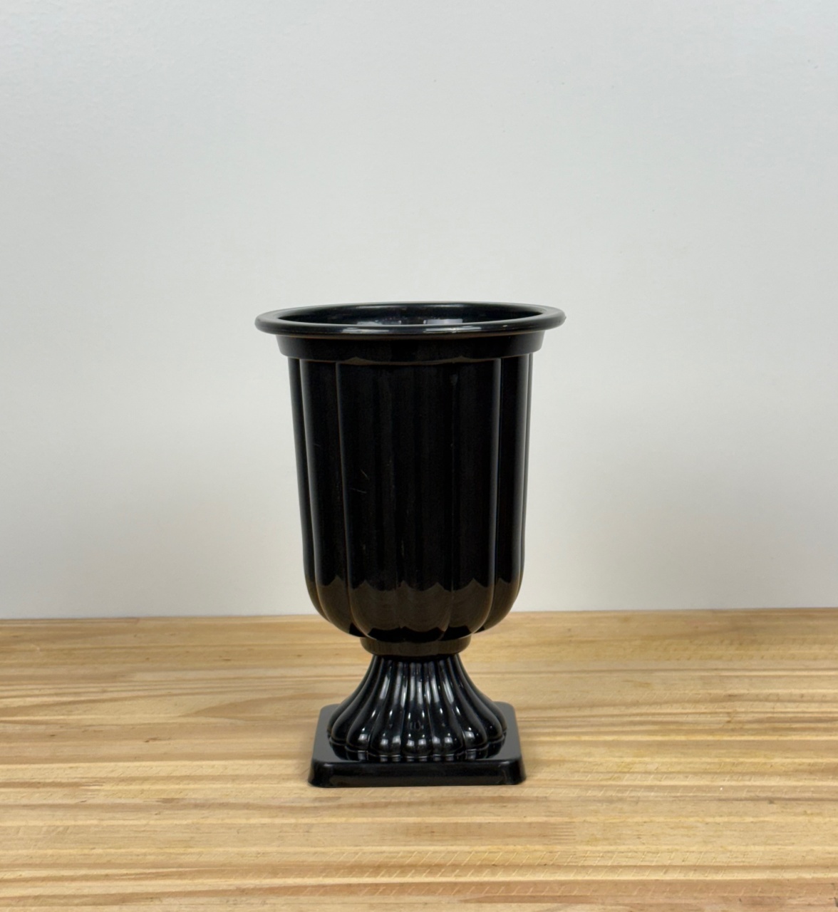 Vaso Roma Pequeno Preto (18Cm) - Selminha Lokfest
