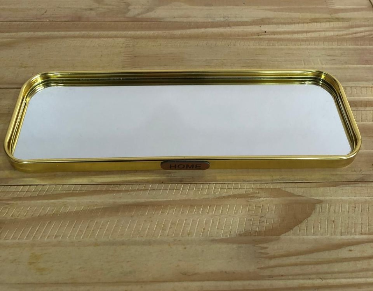 Bandeja Retangular Espelhada Dourada 1 (30Cm) - Selminha Lokfest
