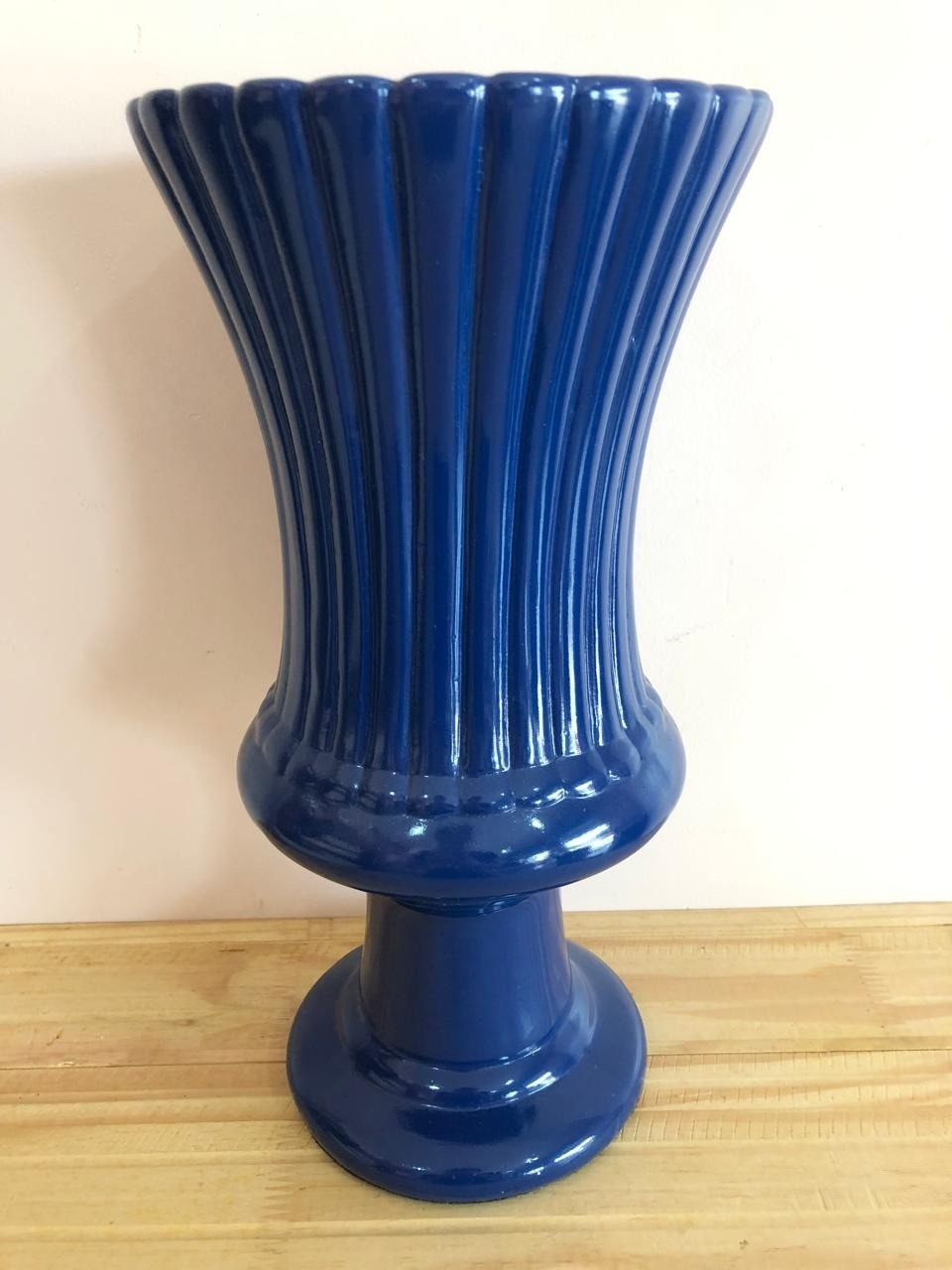 Vaso Pavão Cerâmica Azul Escuro (35Cm) - Selminha Lokfest