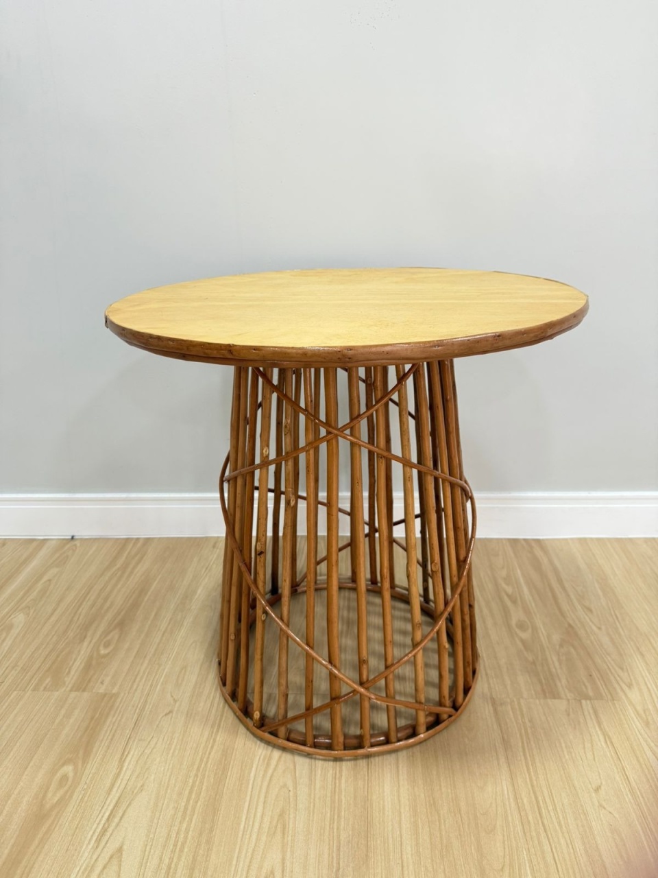 Mesa Cone de Vime M (58X60) - Selminha Lokfest