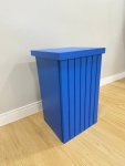 Mesa Quadrada Ripada Pequena Azul - imagem 2