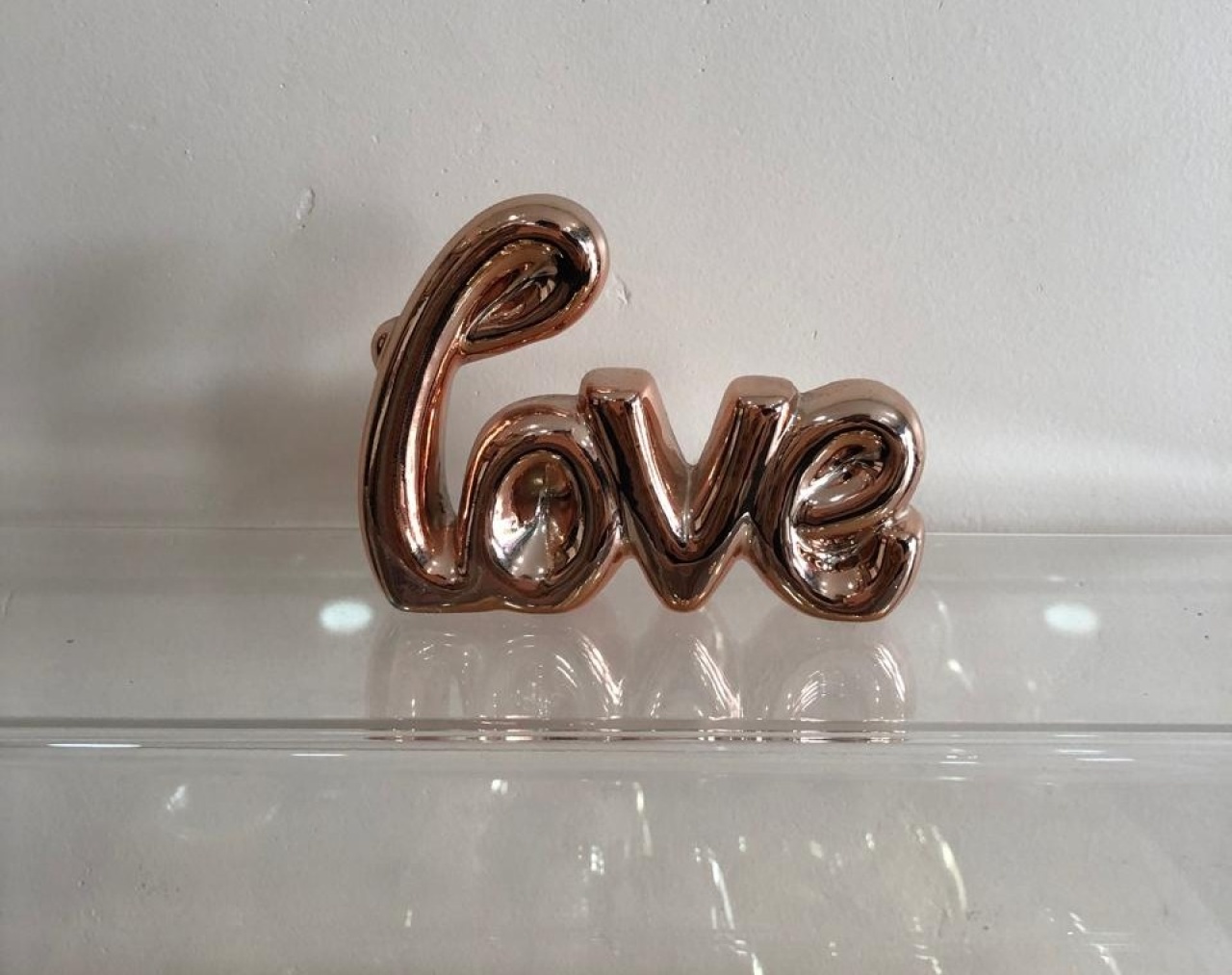 Palavra Love de Mesa Cerâmica Rosé (10Cm) - Selminha Lokfest