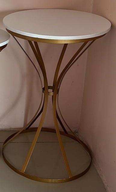 Mesa de Ferro Redonda Bailarina Grande (80X51) - Selminha Lokfest