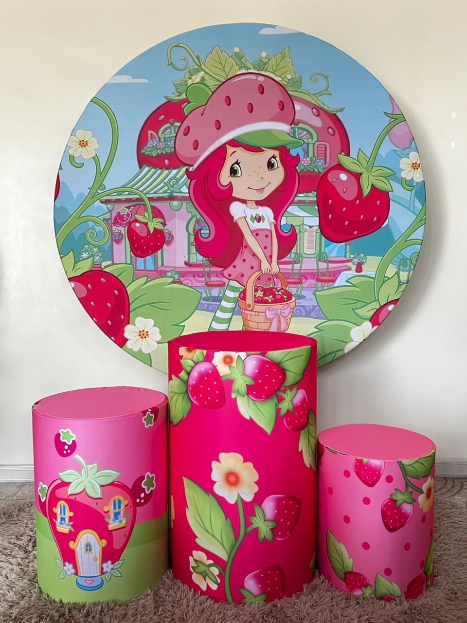 Kit Sublimado Capa Painel Redondo E Capas de Cilindros Moranguinho Adulta - Selminha Lokfest