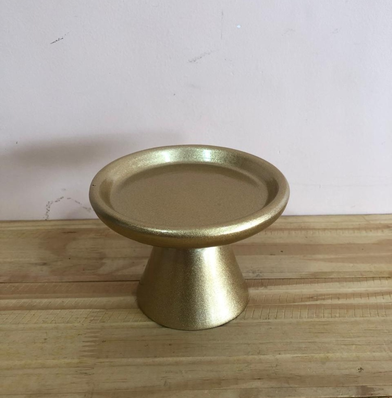 Bandeja Redonda Cerâmica Cone Dourada Mini (12X9) - Selminha Lokfest