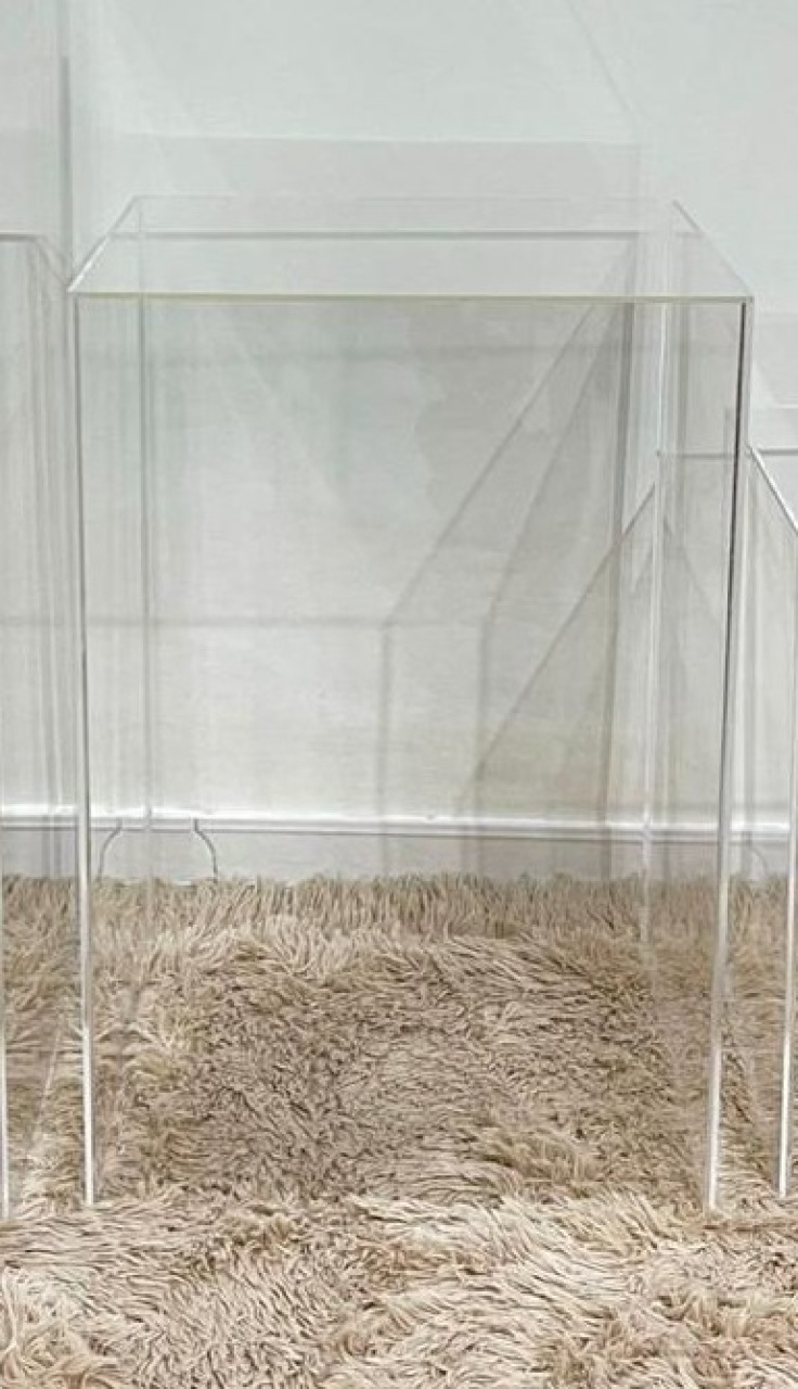 Cubo Acrilico Médio (60X40) - Selminha Lokfest