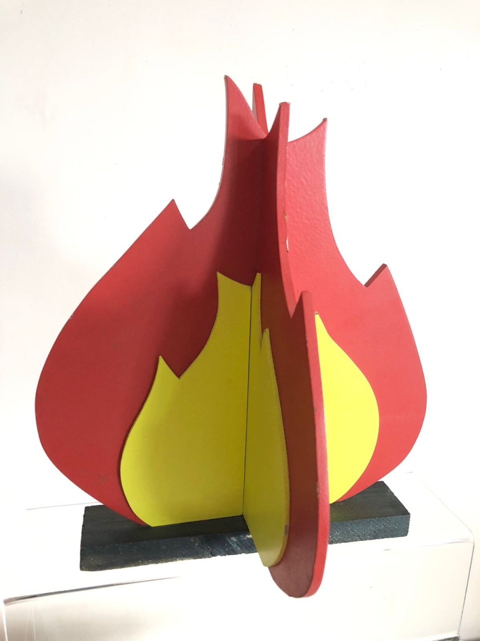 Display de Chão Mdf Fogueira Vermelha - Selminha Lokfest