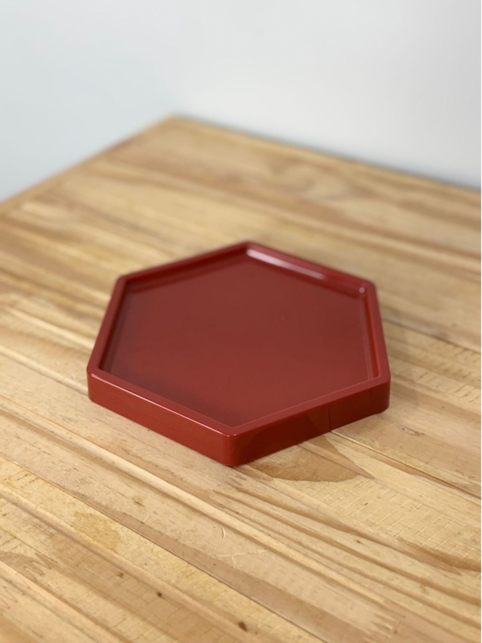 Bandeja Sextavada Plástica Terracota P (16X18) - Selminha Lokfest