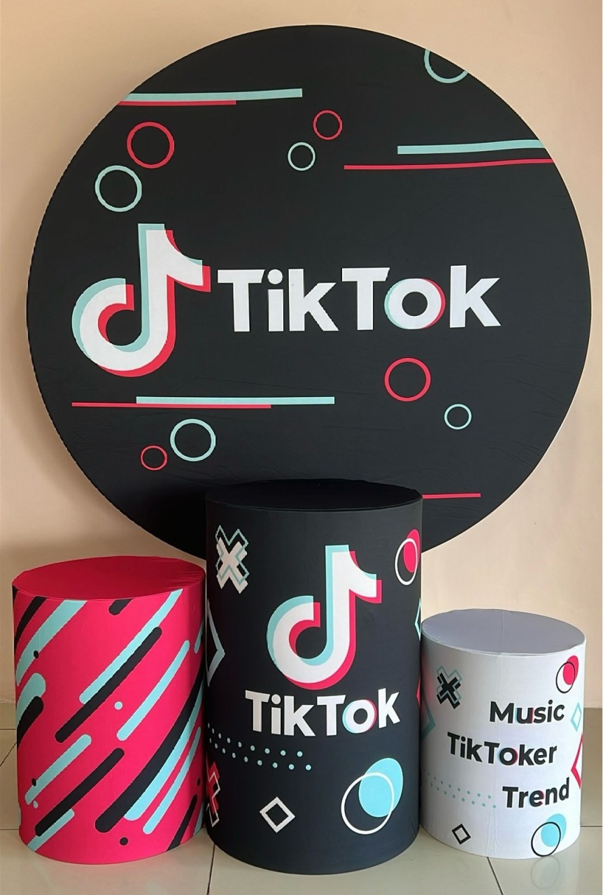 Kit Sublimado Capa Painel Redondo E Capas de Cilindros Tik Tok - Selminha Lokfest
