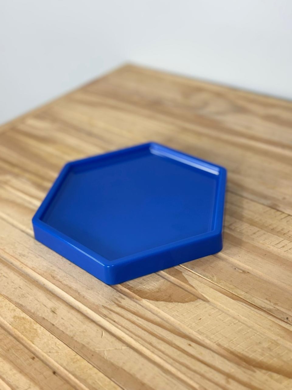 Bandeja Sextavada Plástica Azul Royal P (16X18) - Selminha Lokfest