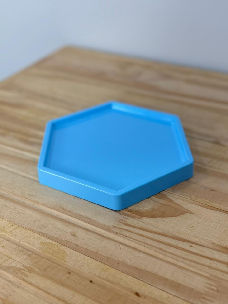 Bandeja Sextavada Plástica Azul Claro P (16X18) - Selminha Lokfest