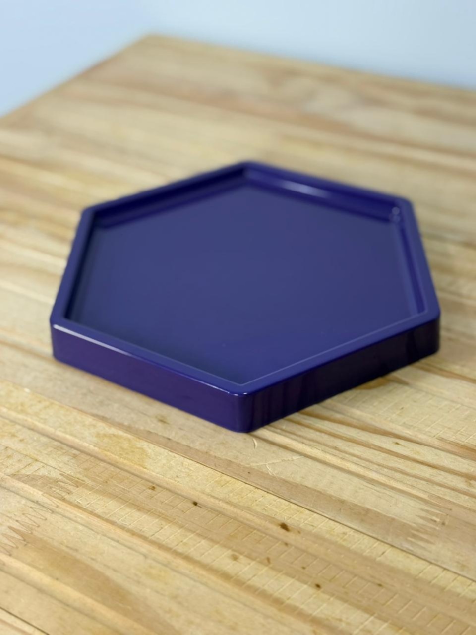Bandeja Sextavada Plástica Roxo G (18X20) - Selminha Lokfest