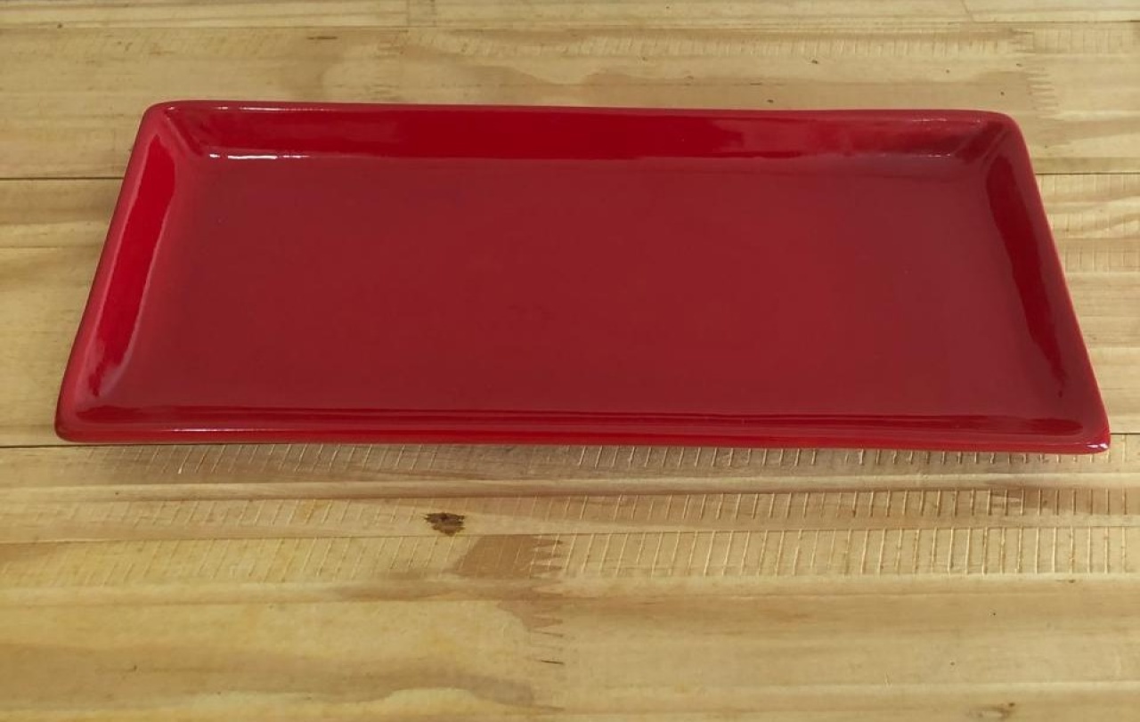 Bandeja Retangular de Cerâmica Vermelha (31Cm) - Selminha Lokfest