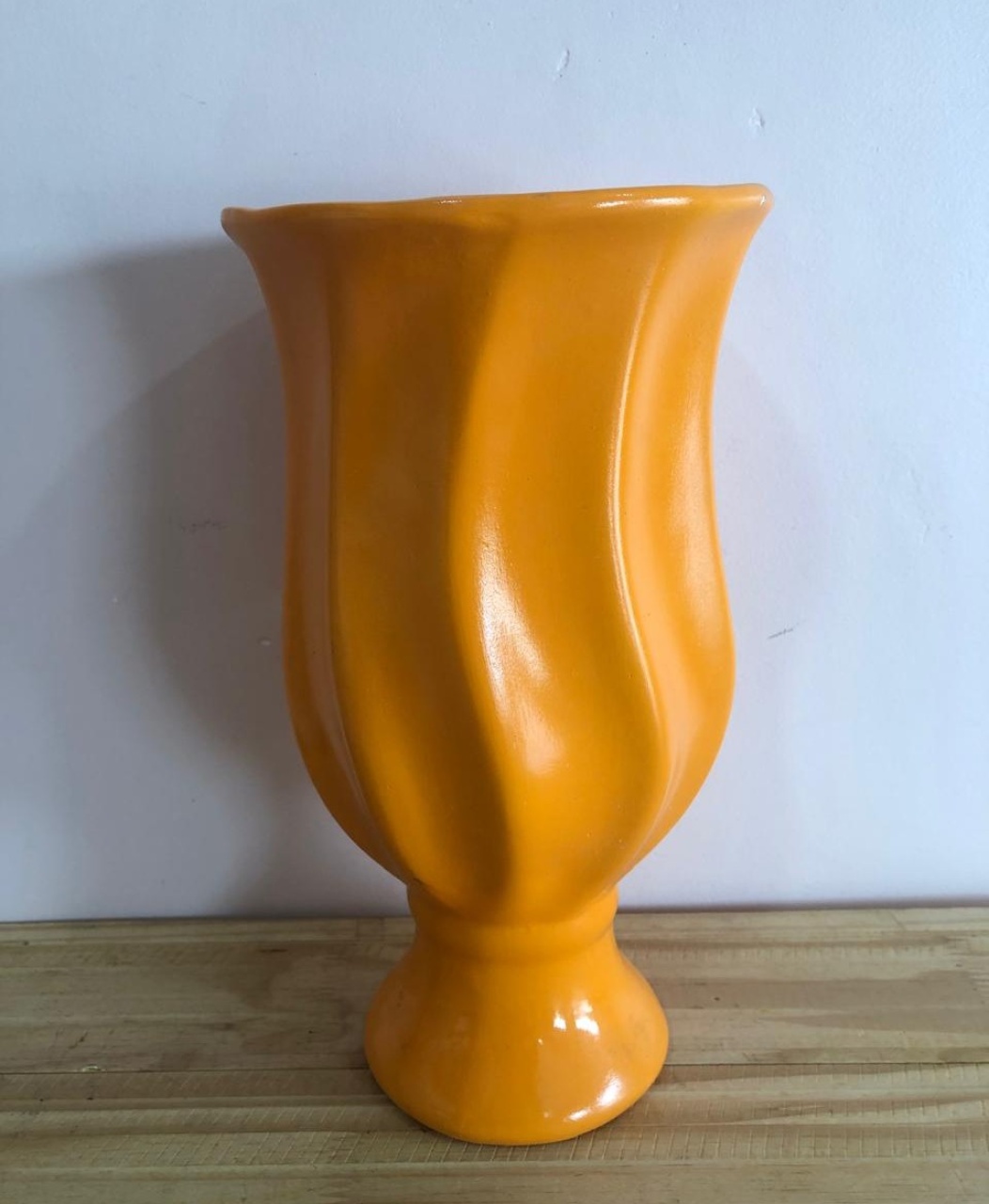 Vaso Torcido Cerâmica Laranja (30Cm) - Selminha Lokfest