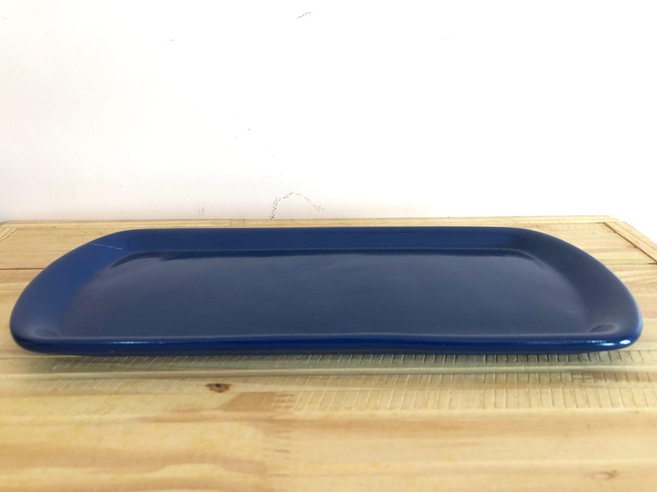 Bandeja Retangular Oval de Cerâmica Azul Escuro (34Cm) - Selminha Lokfest