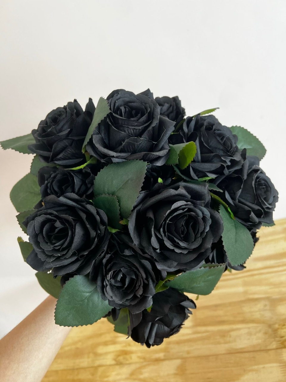 Buquê de Flores Preto - Selminha Lokfest